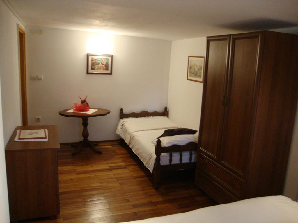 באניולה Apartment Kaucic מראה חיצוני תמונה